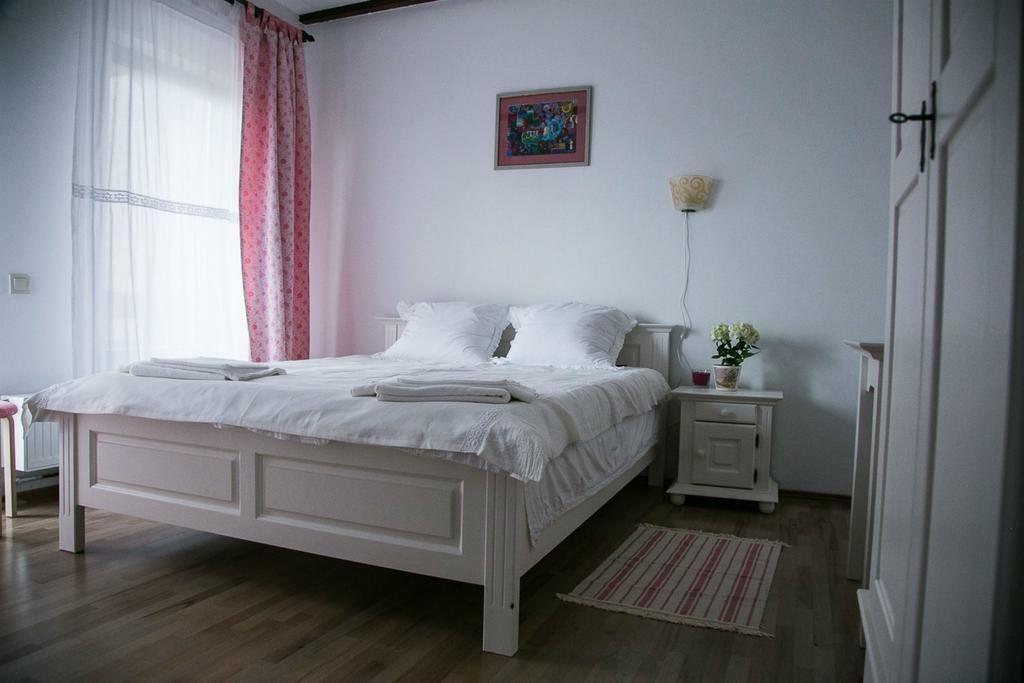 Pensiunea Margareta Budeasa Mică Buitenkant foto