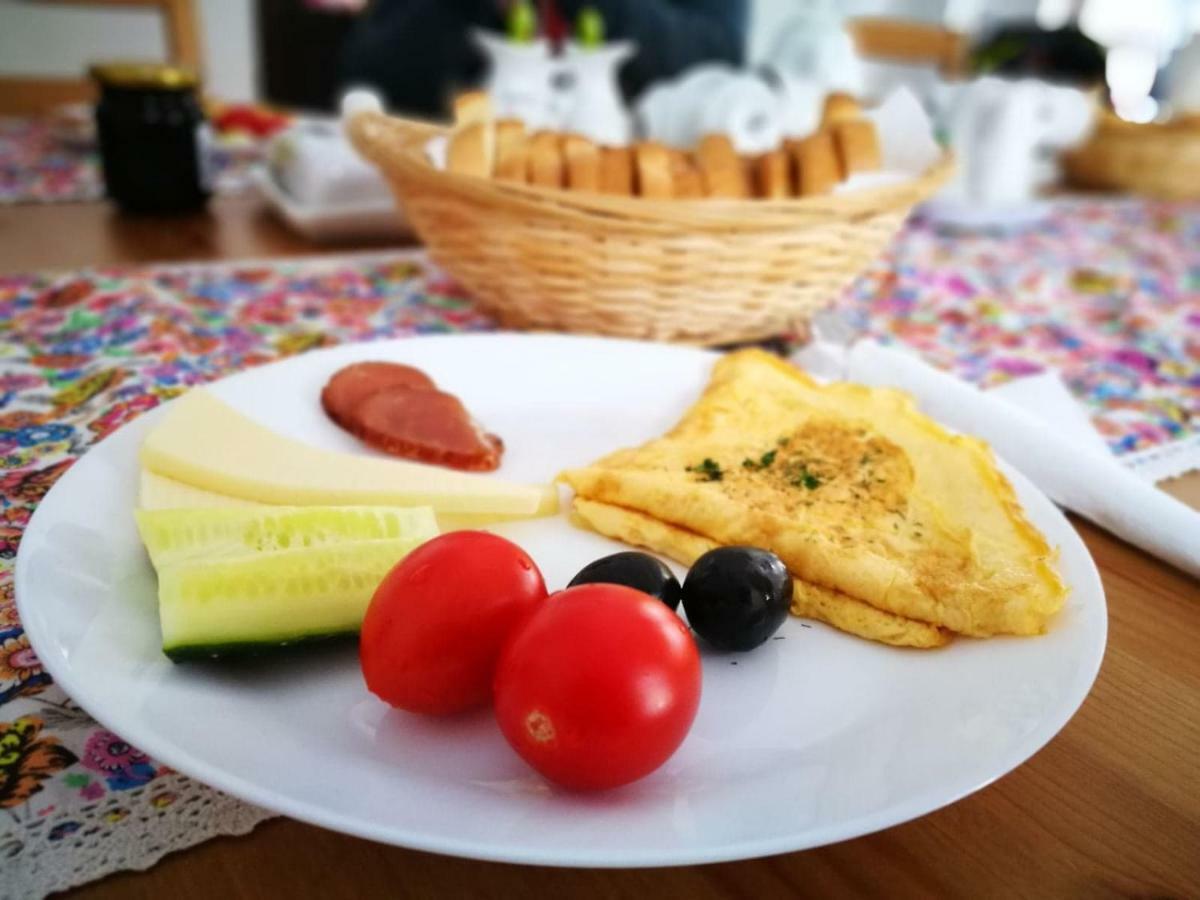 Pensiunea Margareta Budeasa Mică Buitenkant foto